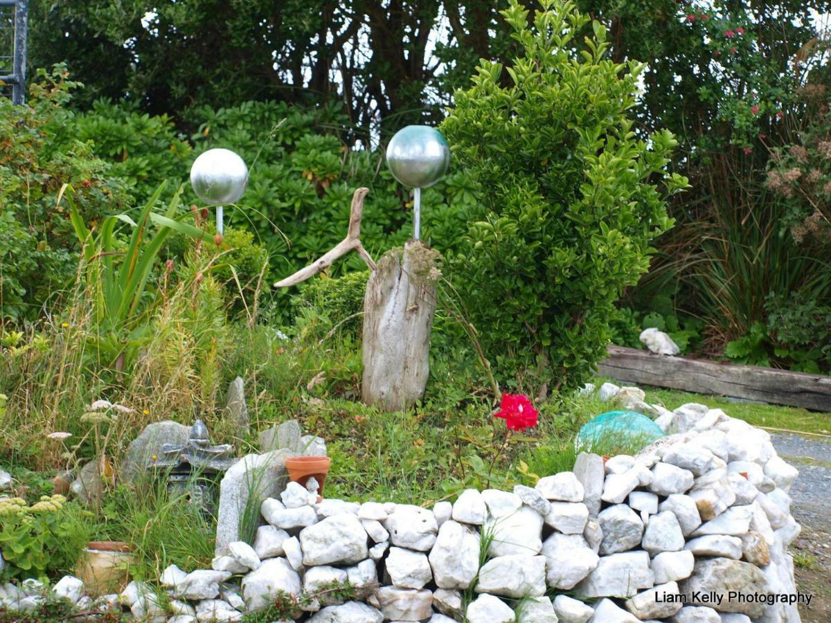 Lakefield Gallery Keel  Esterno foto