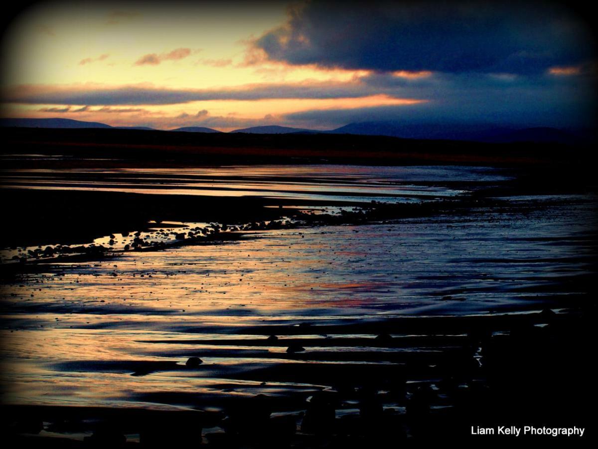 Lakefield Gallery Keel  Esterno foto